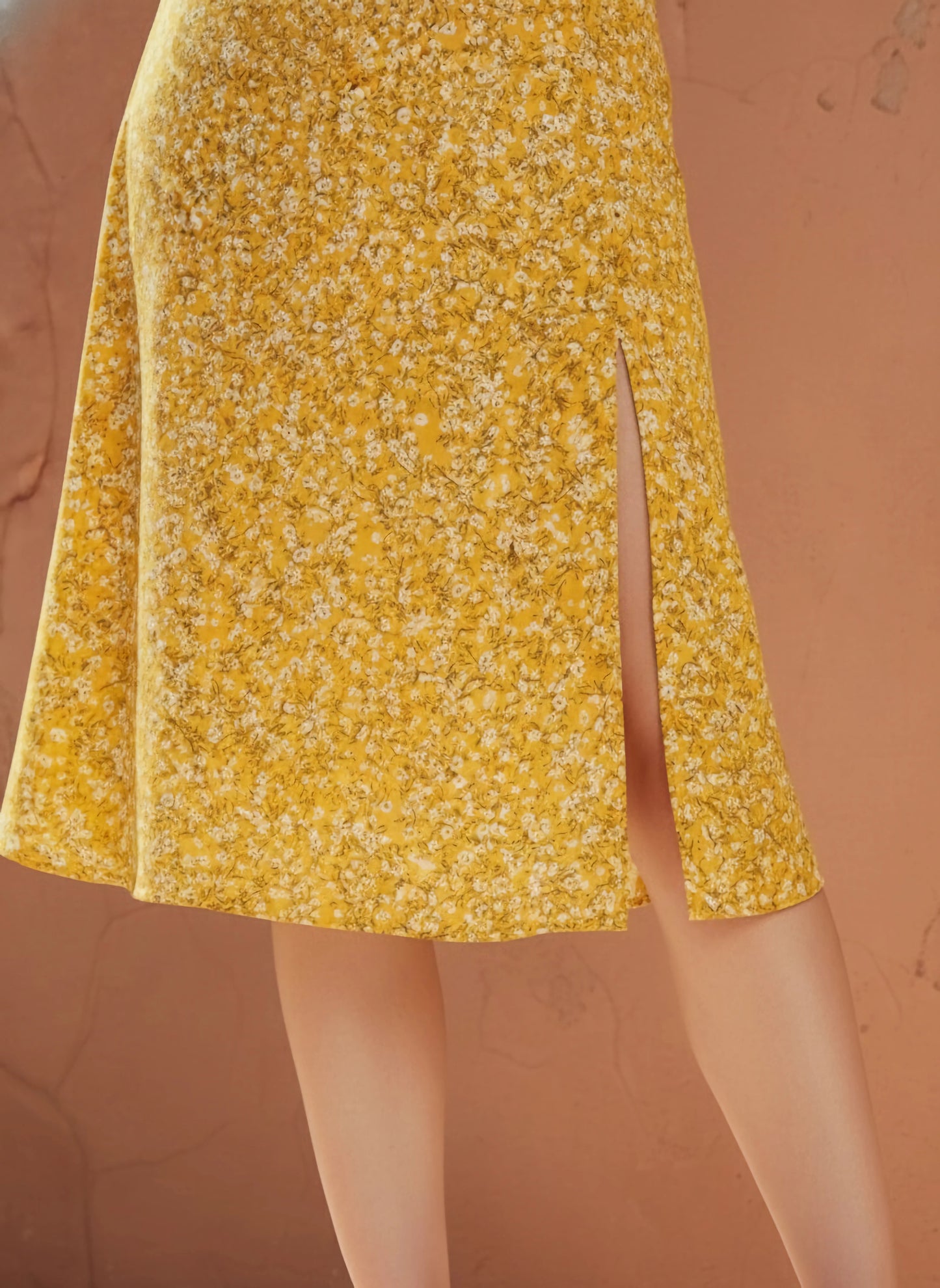 Berrylush Women Yellow & White Floral Printed Thigh-High Slit Pencil Midi Skirt