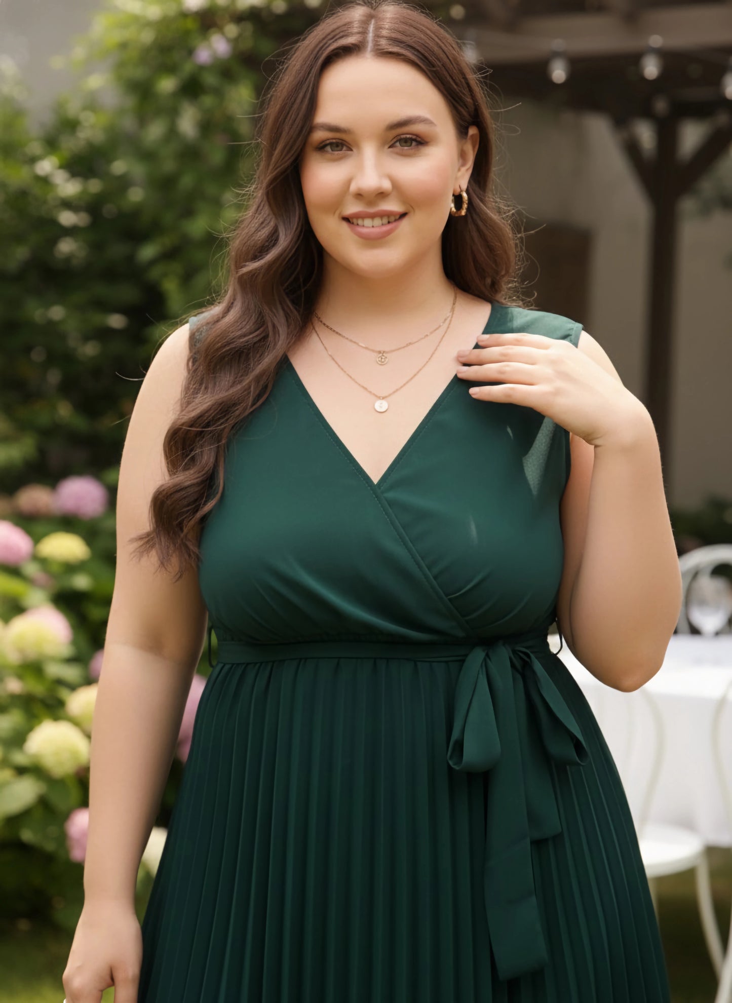 Berrylush Curve Women Solid Green V-Neck Sleeveless Waist Tie-Up Pleated A-Line Mini Dress