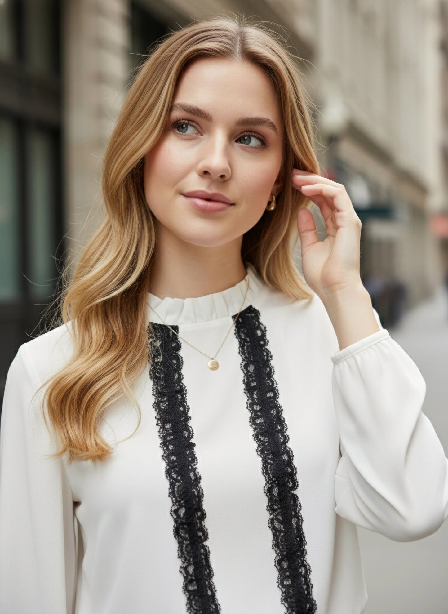 Solid White & Black Mock Neck Lace-Up Keyhole Back Ruffled Regular Top