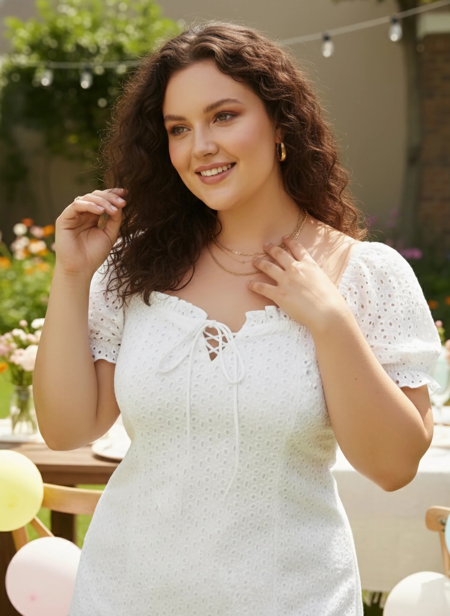 Plus Size Solid White Sweetheart Neck Tie-Up Schiffli Flounce Hem Bodycon Mini Dress