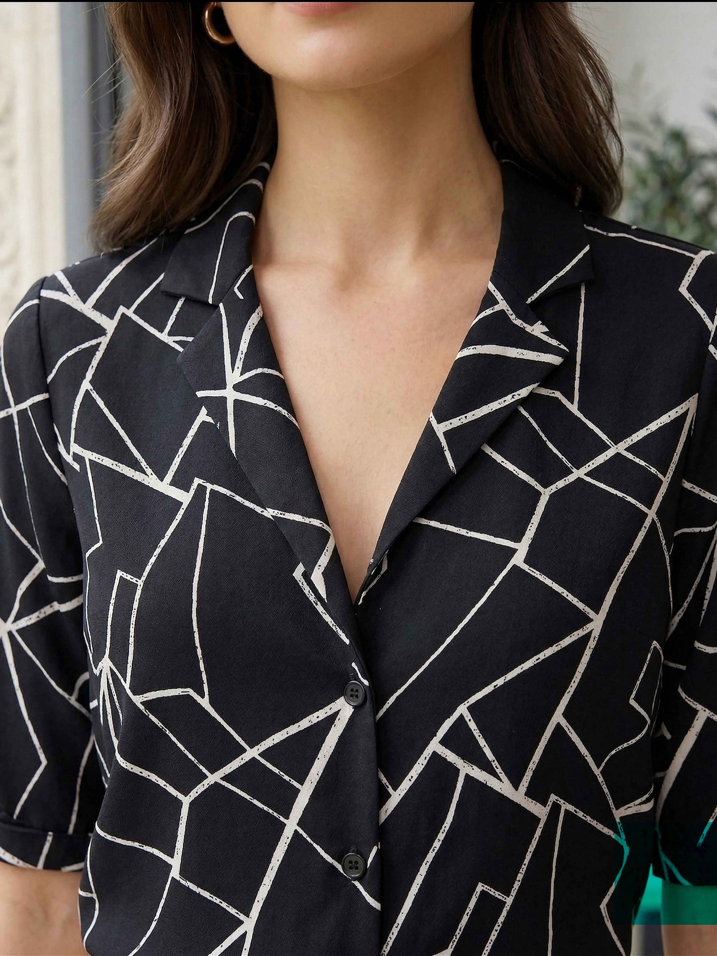 BIZwear Black & White Geometric Printed Collar Neck Front Button Regular Top