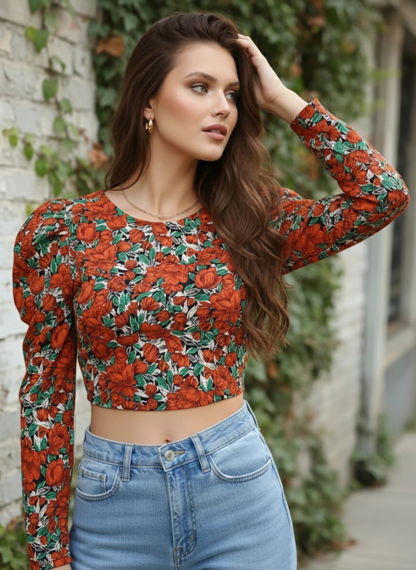 Berrylush Women Red & Sea Green Floral Printed Round-Neck Styled Back Crop Top