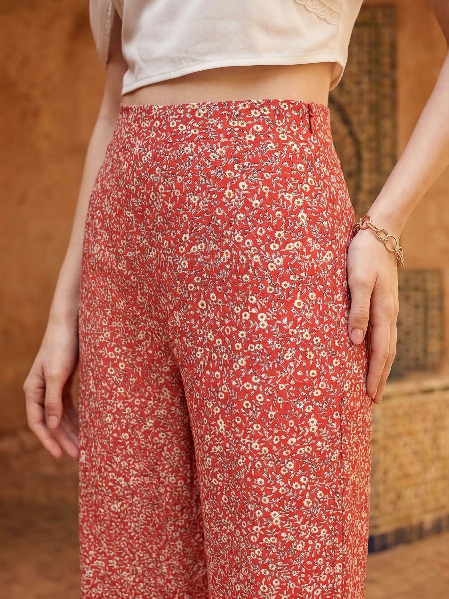 Berrylush Women Red & White Floral Printed Loose Fit High-Rise Waist Relaxed Trousers