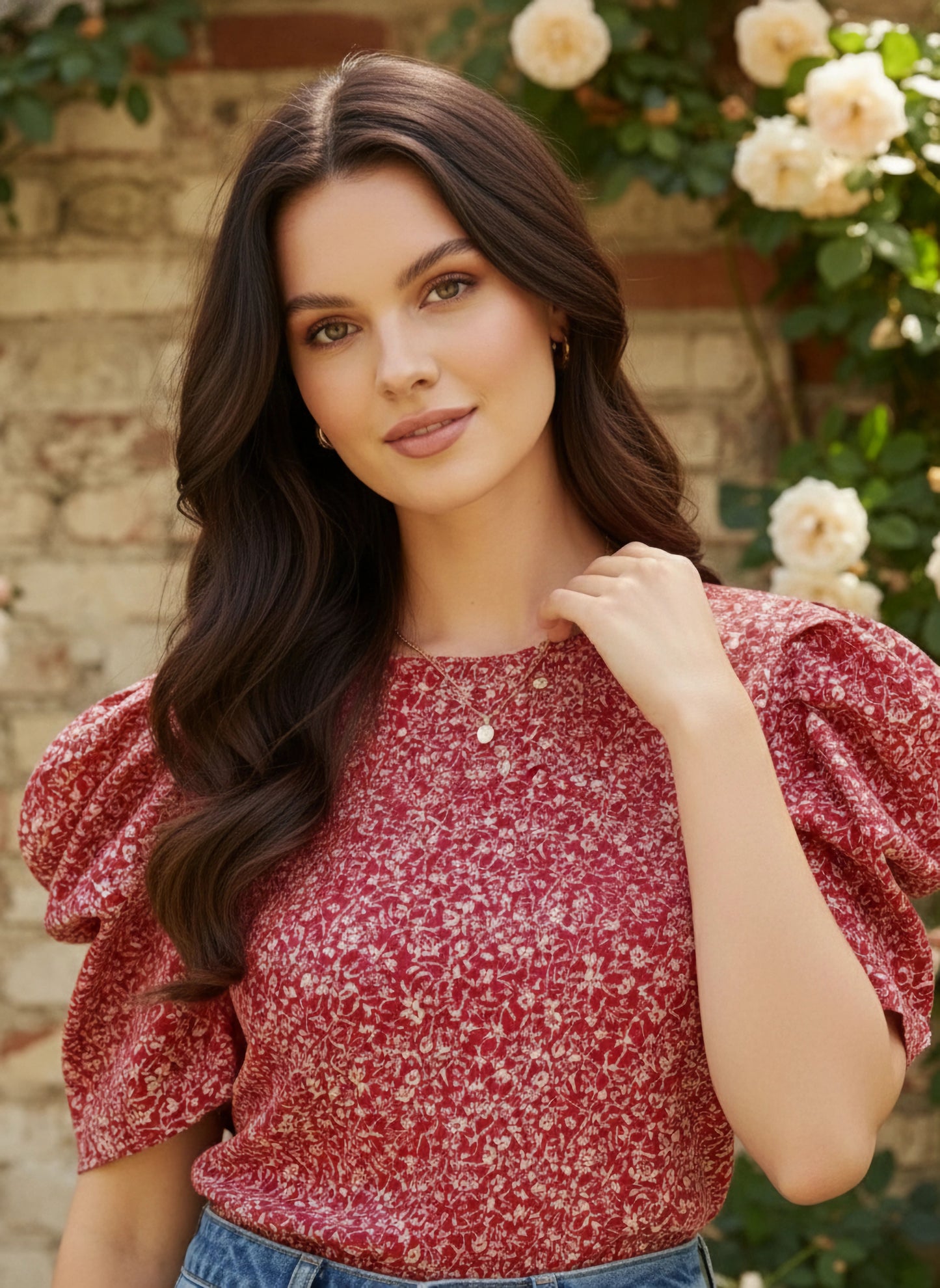 Red & White Floral Printed Round Neck Puff Sleeves Back Button-Up Keyhole Regular Top