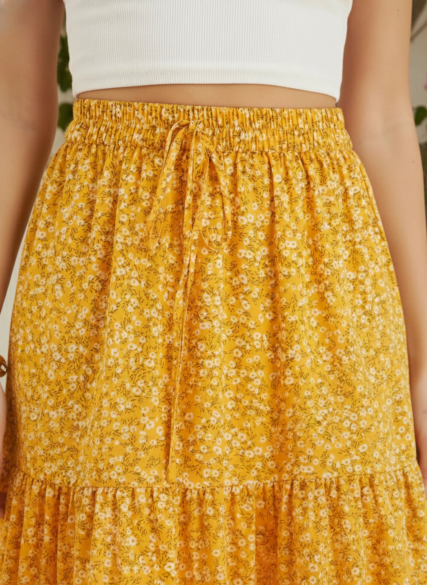 Berrylush Women Yellow & White Floral Printed High-Rise Elastic Waist Tie-Up Pleated A-Line Maxi Skirt