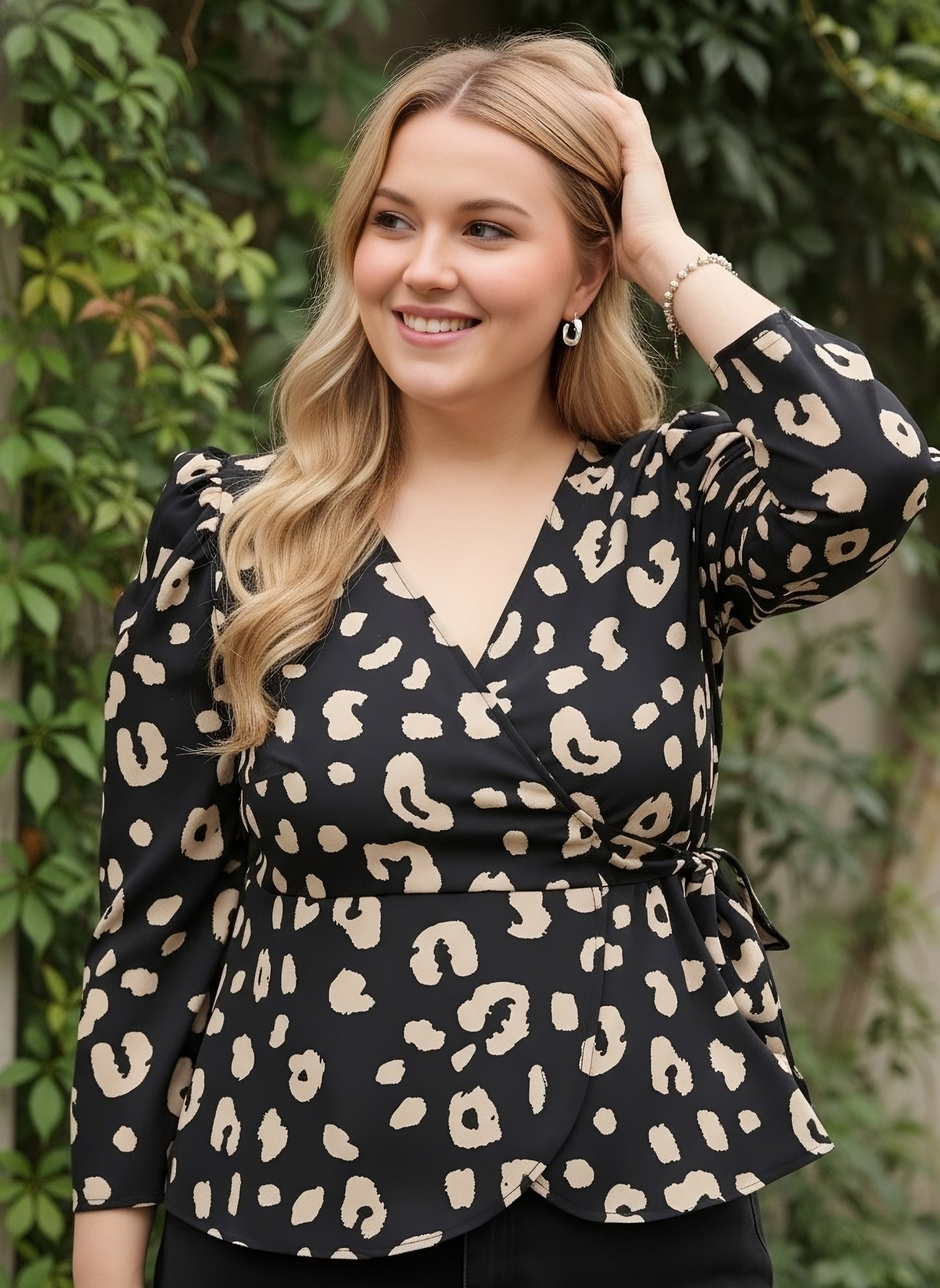 Berrylush Curve Women Black Animal Print V-Neck Puff Sleeves Regular Wrap Top