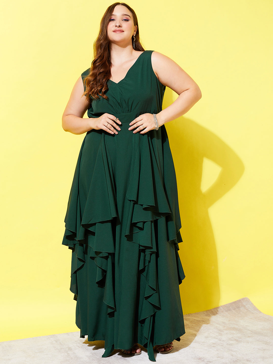 Plus Size Solid Green V-Neck Sleeveless Open-Back Asymmetrical Hem Ruffled Maxi Dress