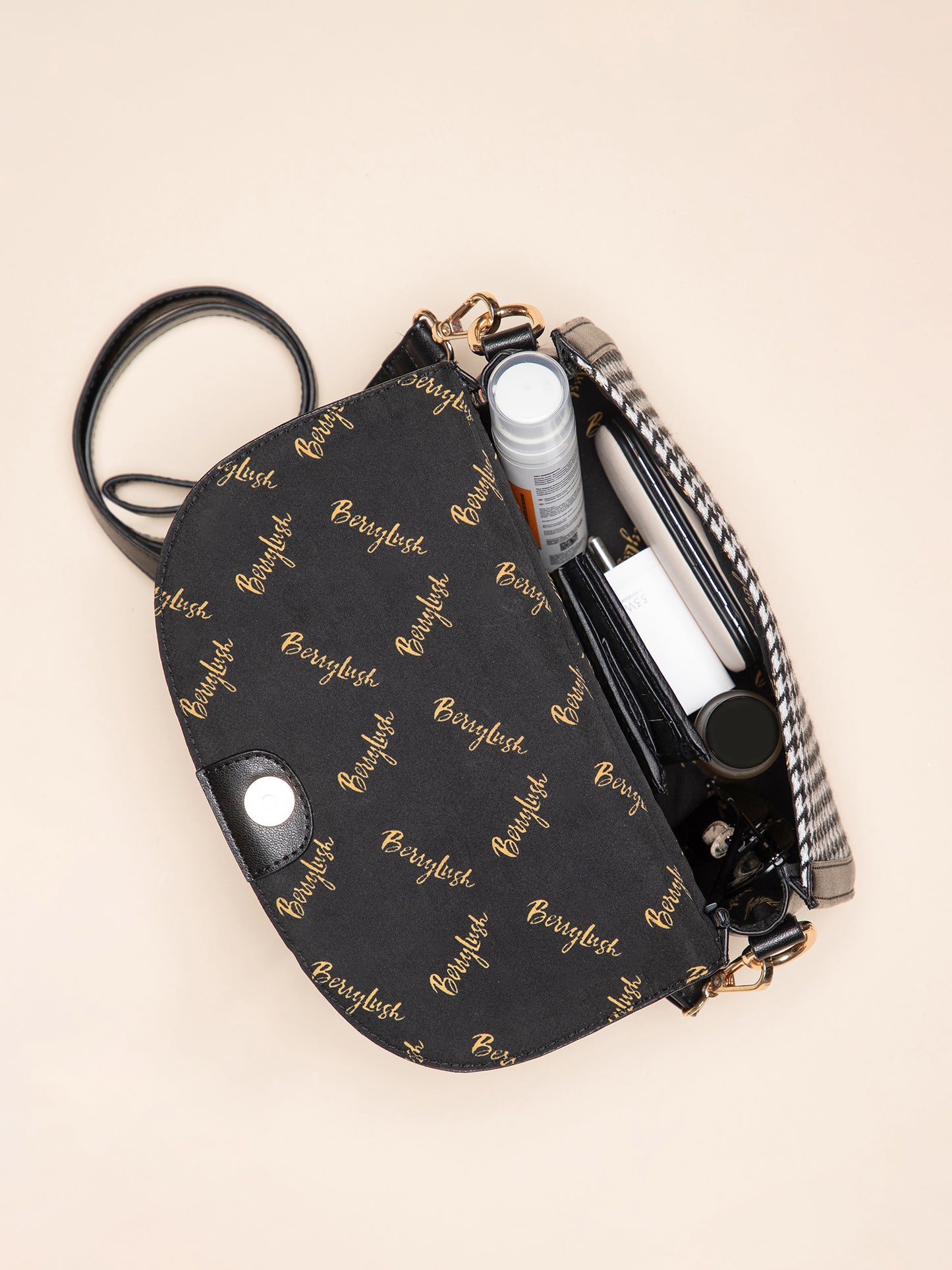 Berrylush Women Black Houndstooth Detachable Sling Casual Sling bag