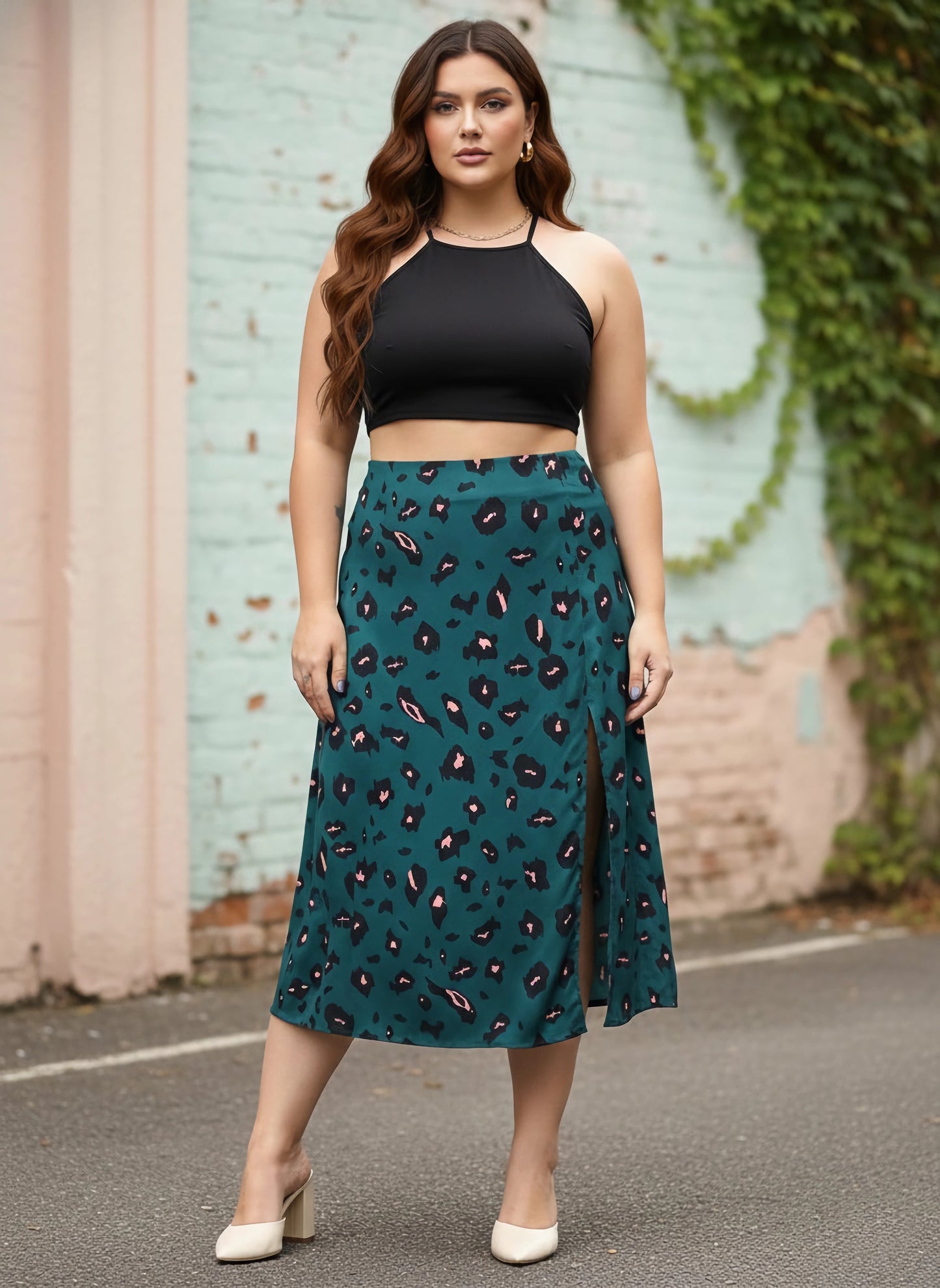Berrylush Women Plus Size Green Animal Printed Thigh-High Slited A-Line Midi Roman Column Skirt
