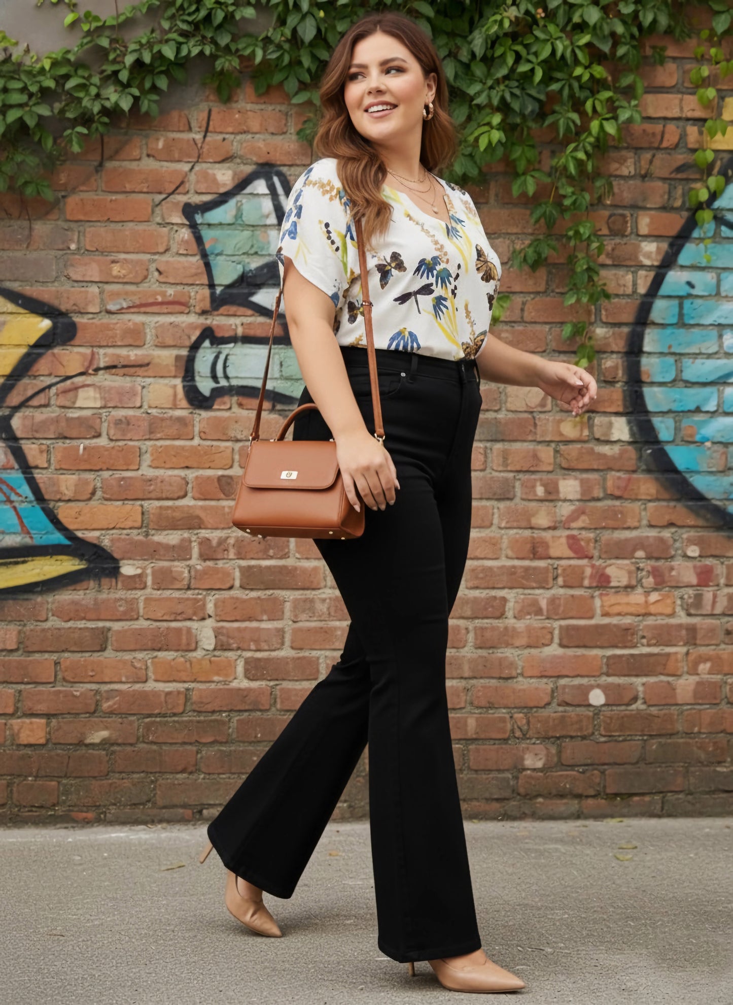 Berrylush Curve Women White & Multicolour Nature Printed V-Neck Short Sleeves Regular Top