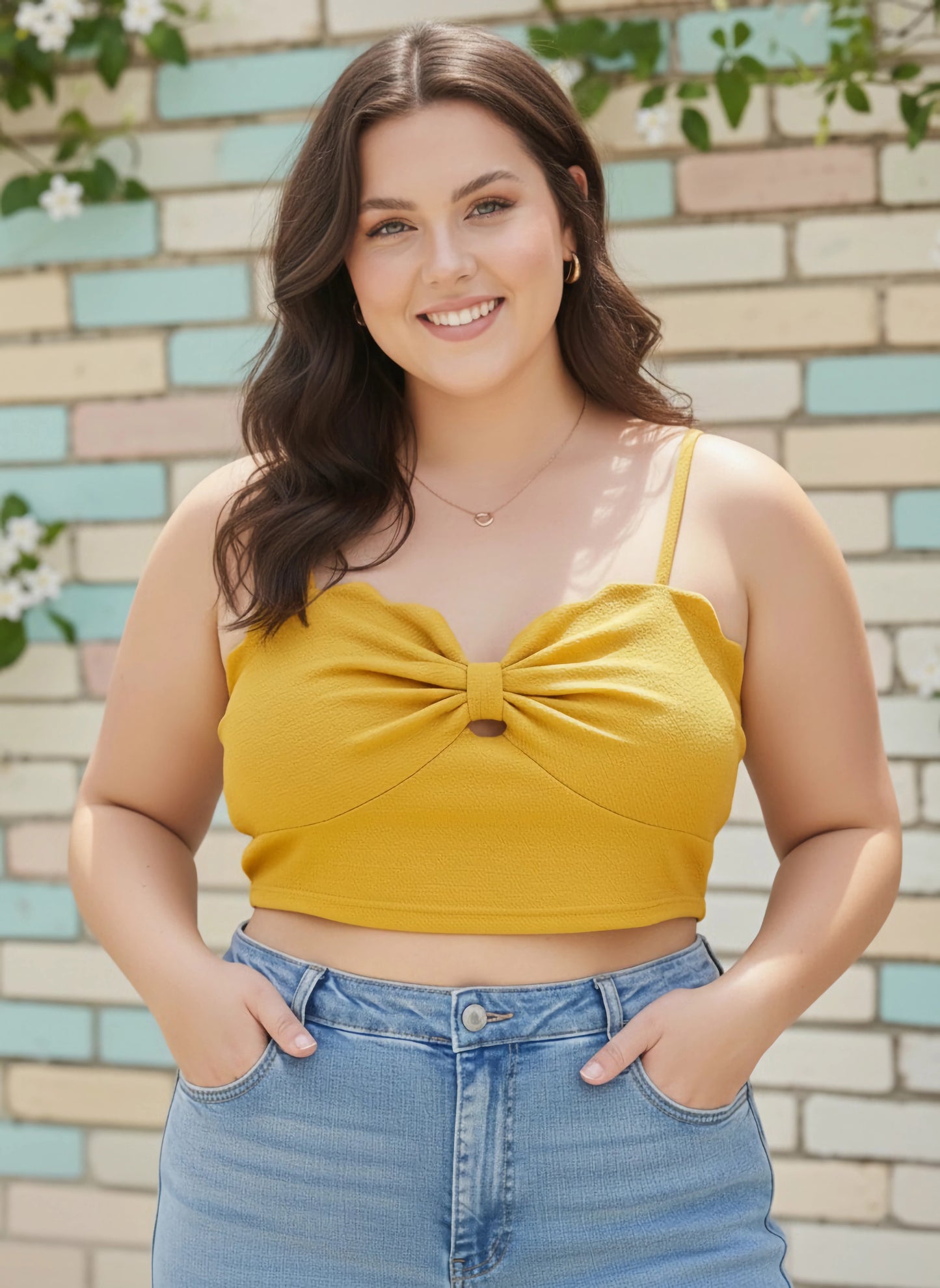 Plus Size Solid Yellow Sweetheart Neck Sleeveless Front Knot Scalloped Crop Top