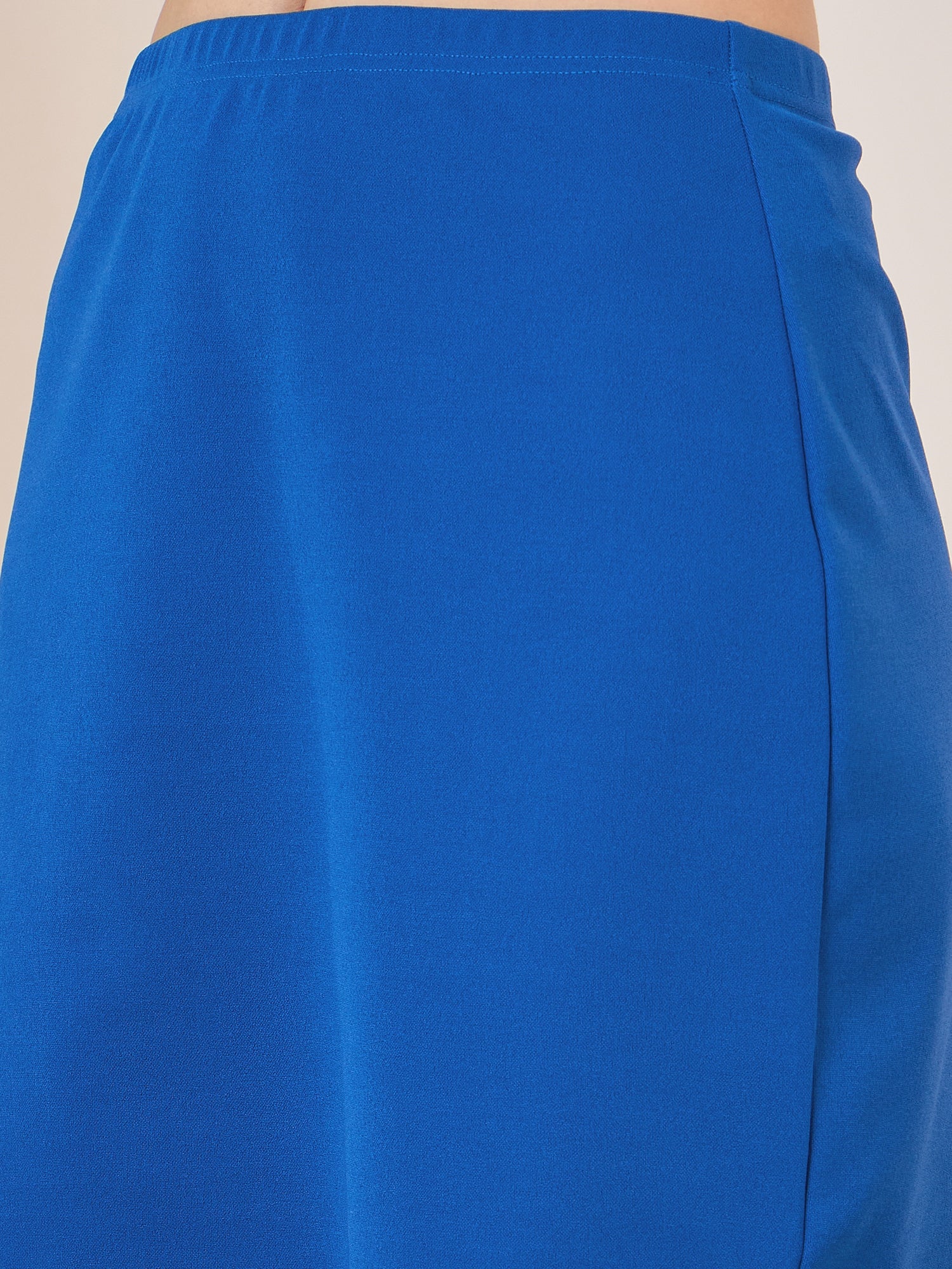 Berrylush Women Solid Blue High-Waisted Slip On Mini Skirt