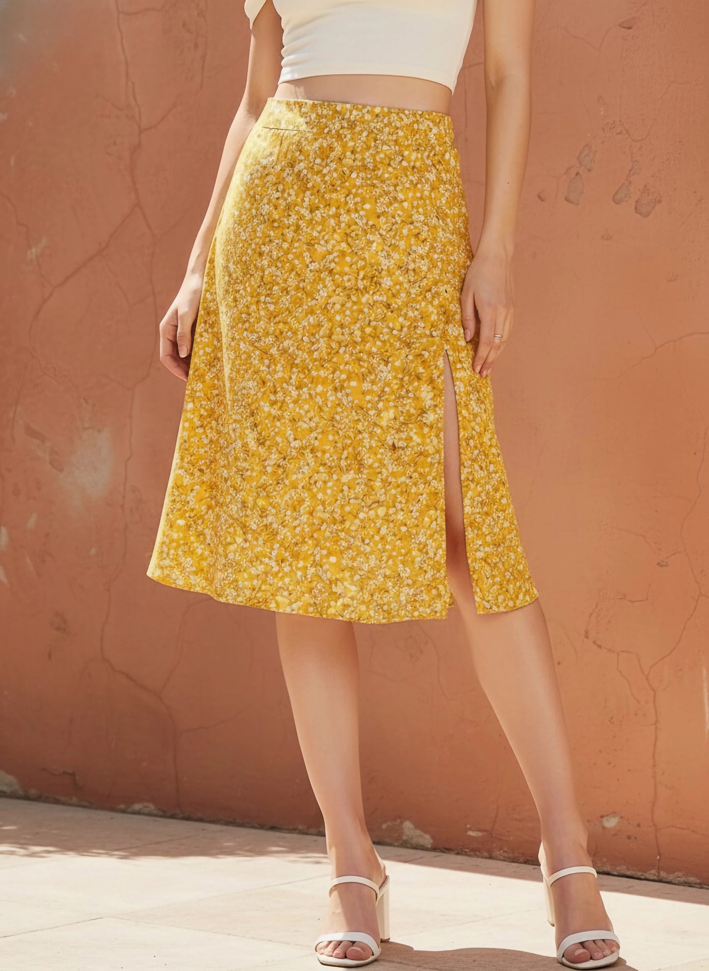 Berrylush Women Yellow & White Floral Printed Thigh-High Slit Pencil Midi Skirt