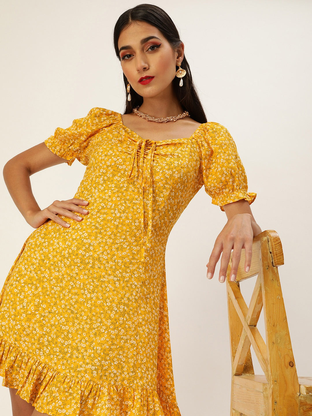 Berrylush Women Yellow Floral Print A-Line Midi Dress