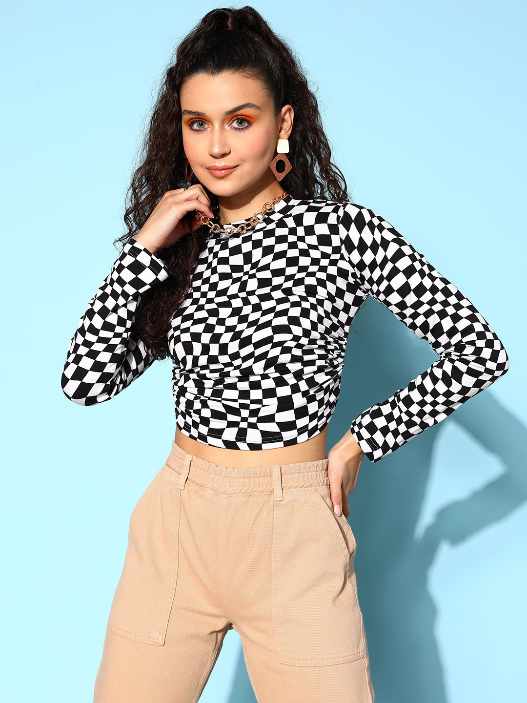 Women Black & White Checked Pattern Round Neck Tie-Up Back Crepe Crop ...