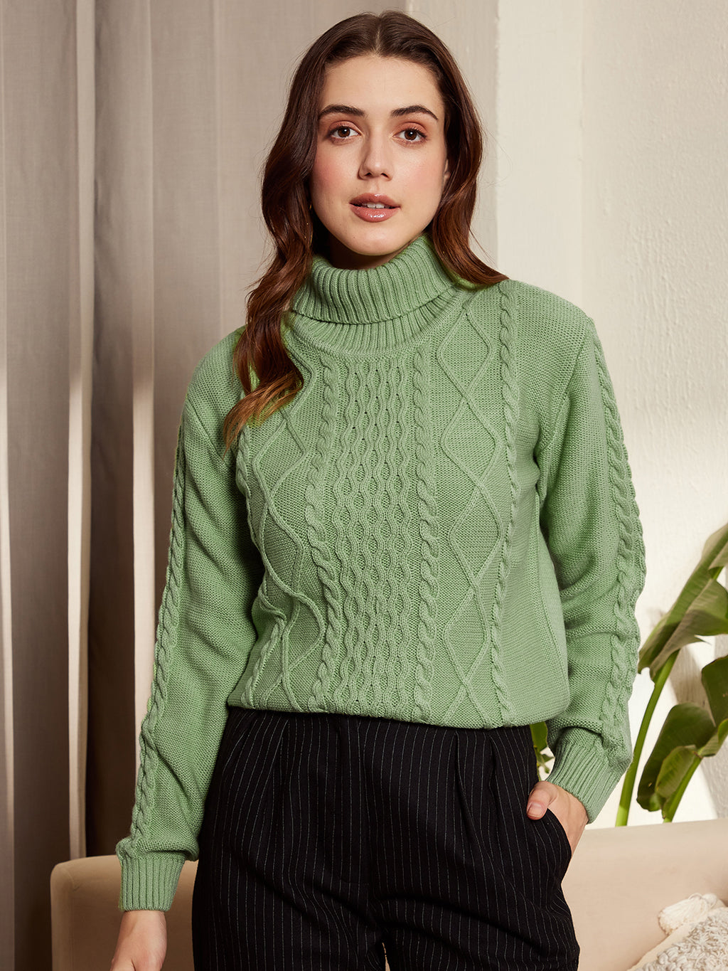 Women Solid Light Green Turtle Neck Acrylic Ribbed Hem Cable 