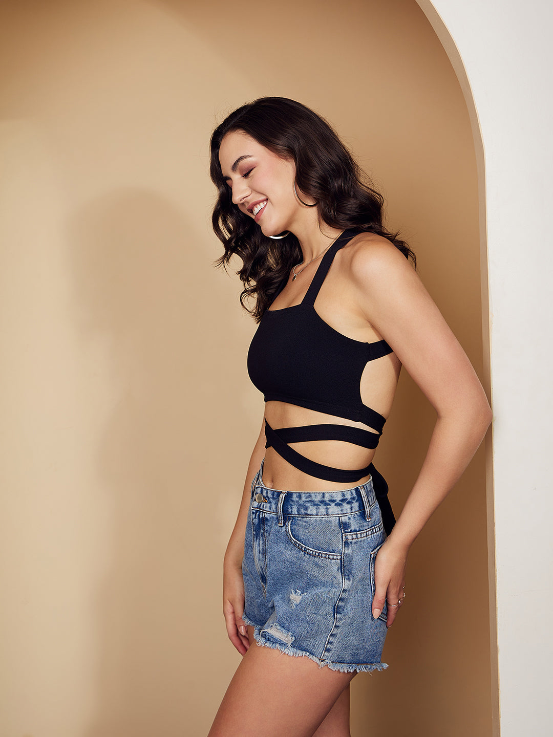 Women Solid Black Square Neck Sleeveless Crisscross Tie-Up Backless Crepe  Fitted Crop Top - Berrylush