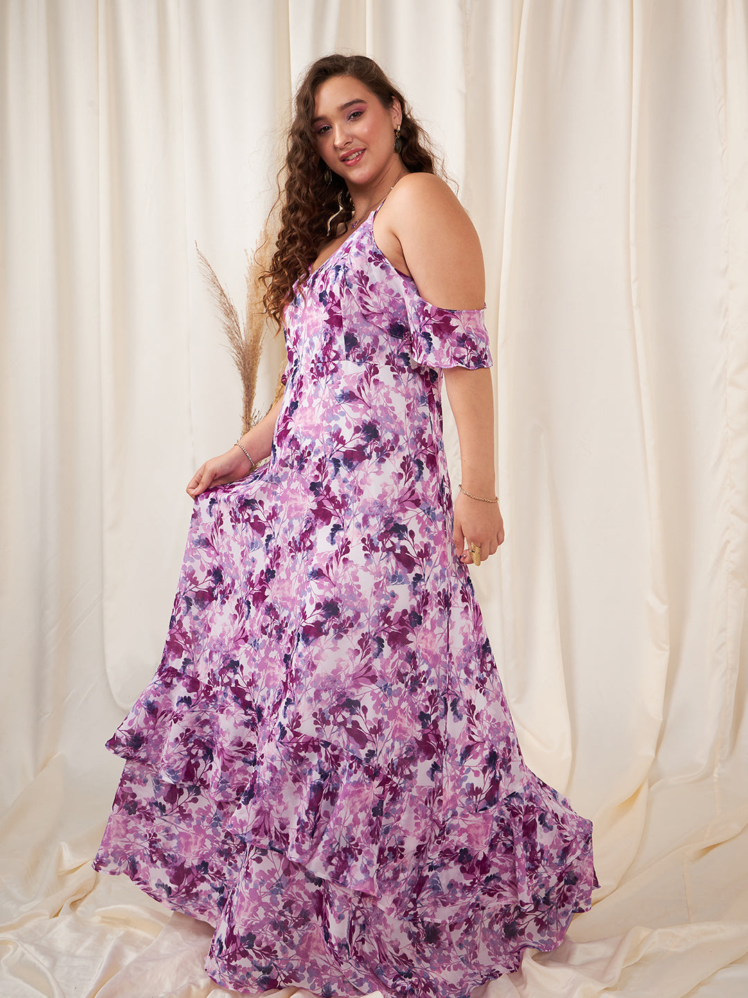 Women Plus Size White, Purple, Navy Blue Floral Printed V-Neck