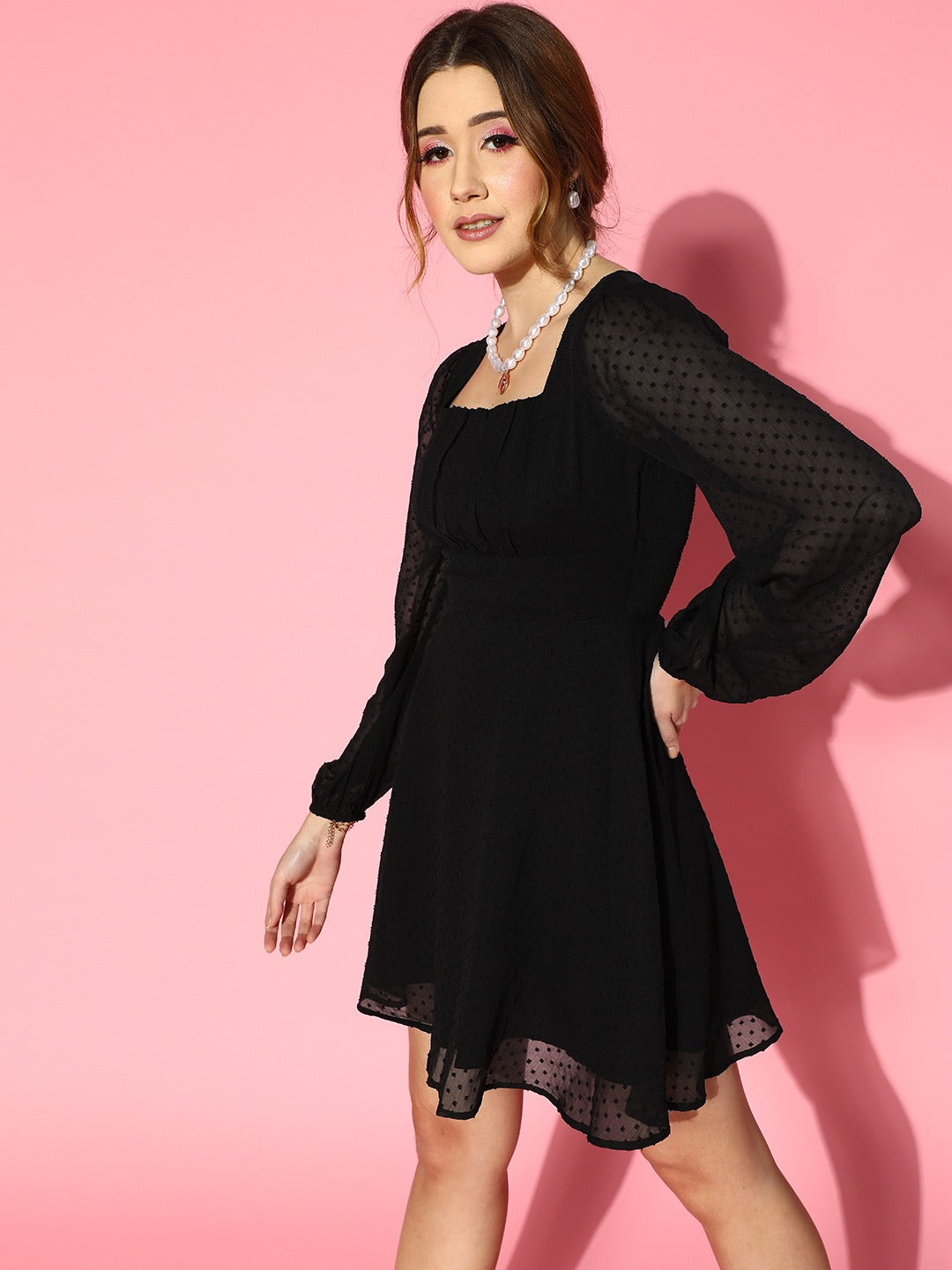 Berrylush Women Solid Black Dobby Weave Square Neck Chiffon Pleated Fi Berrylush Women Solid Black Dobby Weave Square Neck Chiffon Pleated Fi