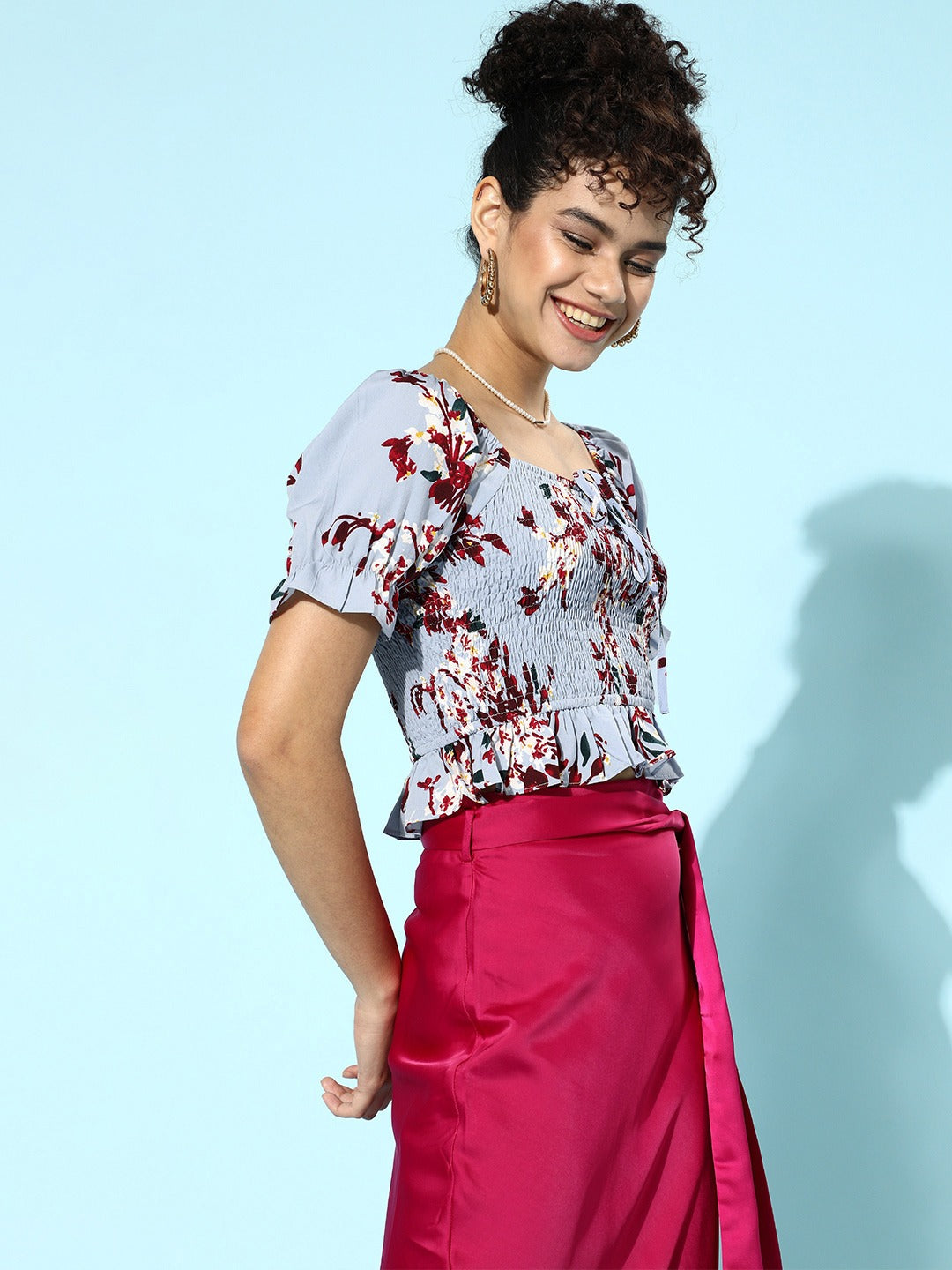 Berrylush Women Blue Floral Printed Square-Neck Crepe Smocked Crop Top