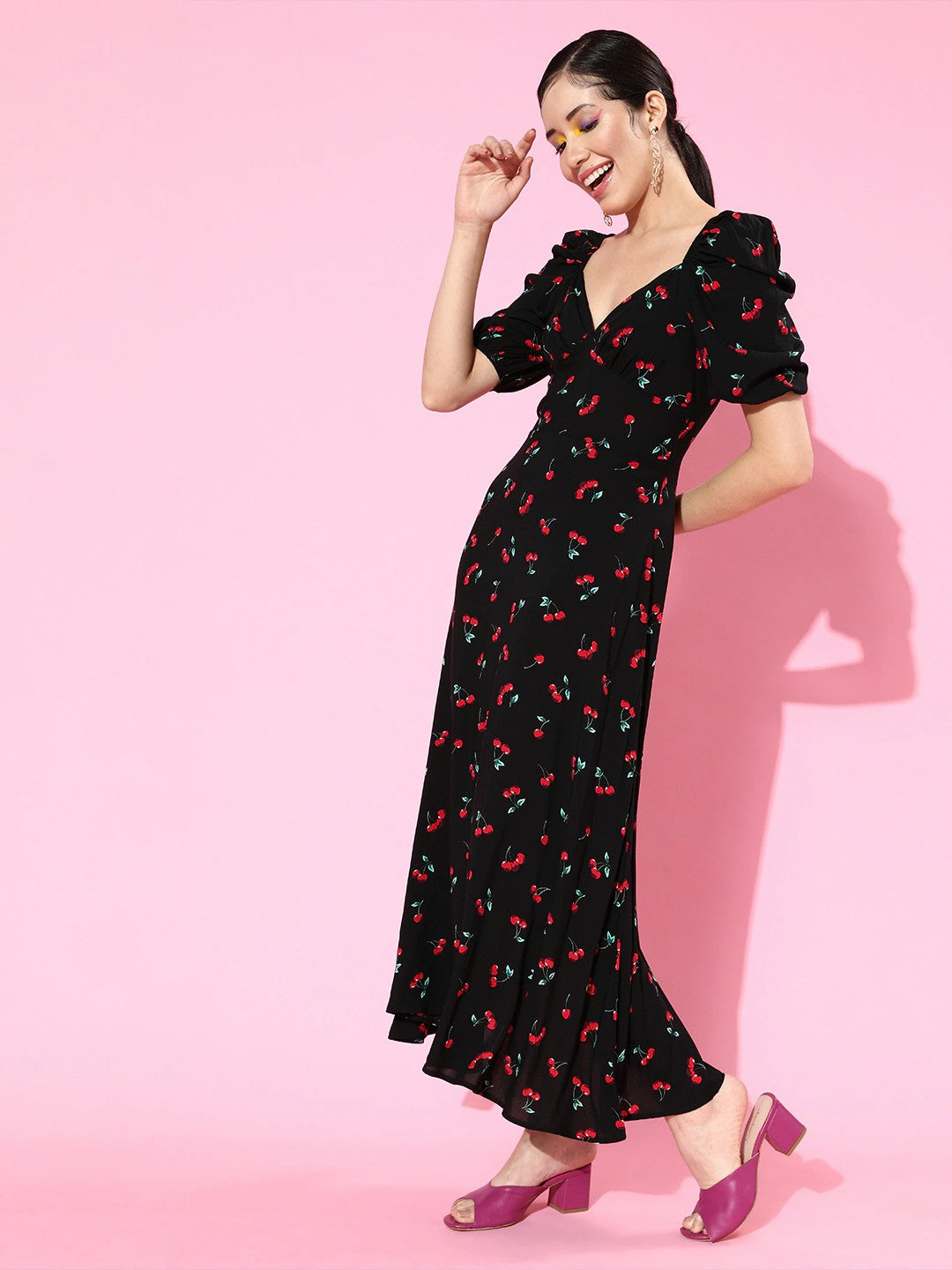 Berrylush Women Black Cherry Printed Sweetheart Neck Crepe Flared A-Li Berrylush Women Black Cherry Printed Sweetheart Neck Crepe Flared A-Li