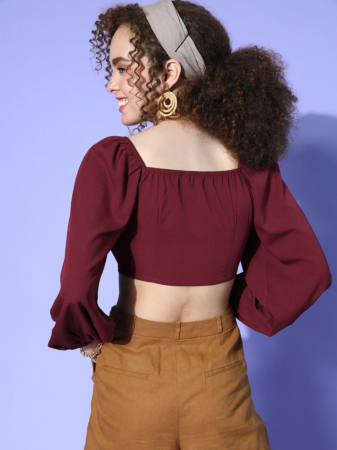 Berrylush Women Solid Maroon Sweetheart Neck Front Tie-Up Crepe Cropped Top