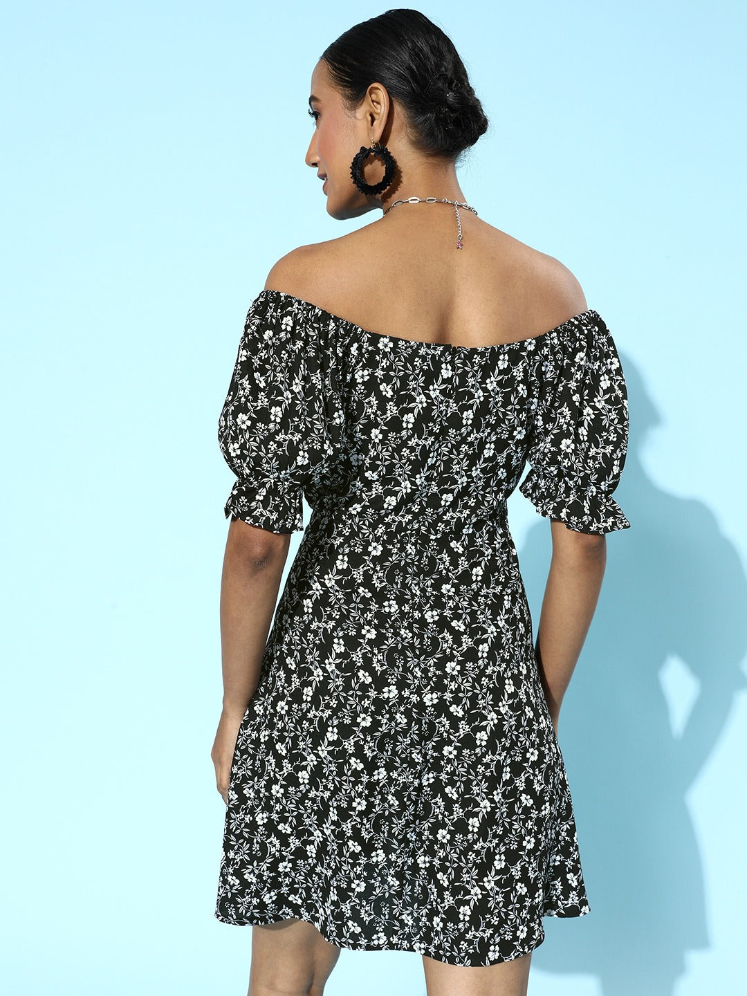 Berrylush Women Black & White Floral Printed Off-Shoulder Front Tie-Up Fit & Flare Mini Dress