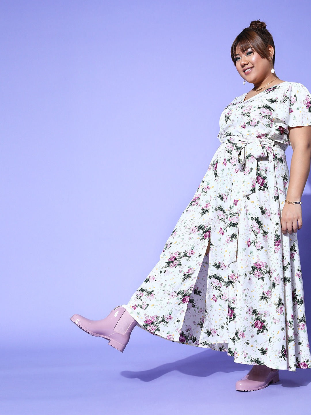 Berrylush Women Plus Size White & Lavender Floral Printed V-Neck Waist Tie-Up Thigh-High Slit Flared Maxi Dress