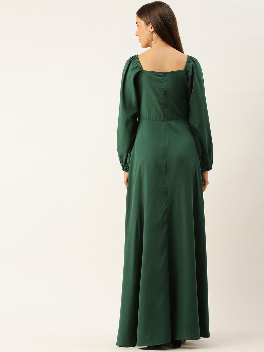 Berrylush Women Solid Green Square Neck Slim-Fit Maxi Dress Berrylush Women Solid Green Square Neck Slim-Fit Maxi Dress