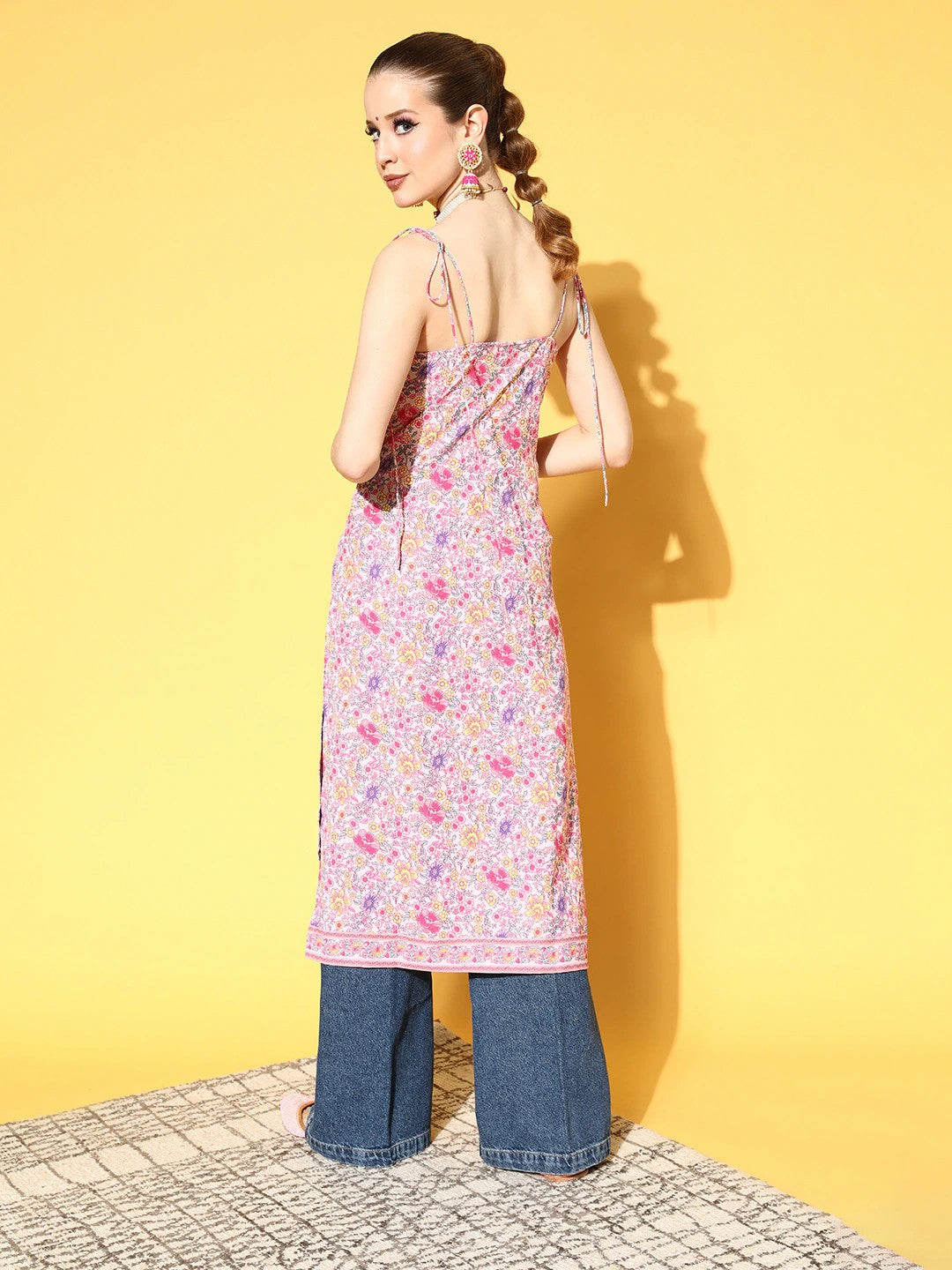 Buy Myshka Women Multi-Floral Kurta & Trousers Online at Best Price |  Distacart