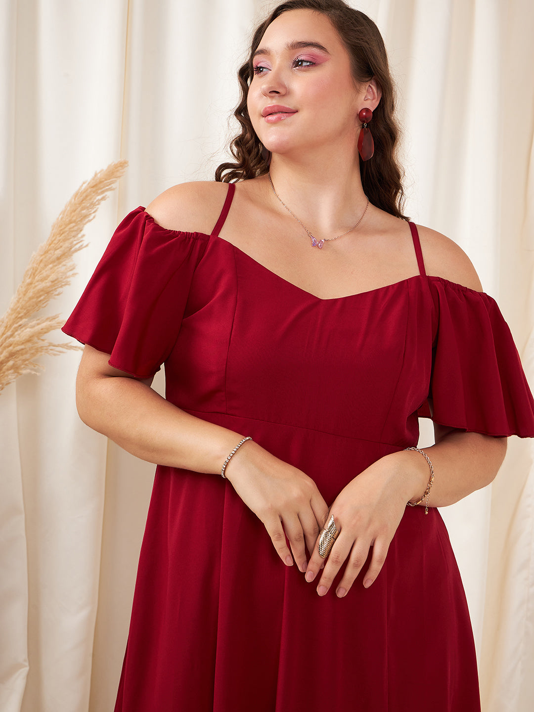 Women Plus Size Solid Red Off-Shoulder Neck Cold-Shoulder Sleeve Thigh-High Slit Flared Maxi Dress - Berrylush Women Plus Size Solid Red Off-Shoulder Neck Cold-Shoulder Sleeve Thigh-High Slit Flared Maxi Dress - Berrylush
