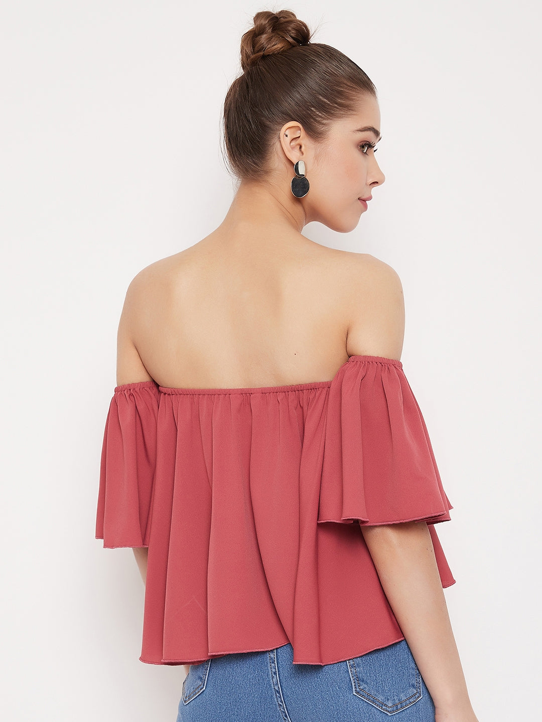 Berrylush Women Solid Rose Pink Off-Shoulder Neck Ruffled Crop Bardot Top