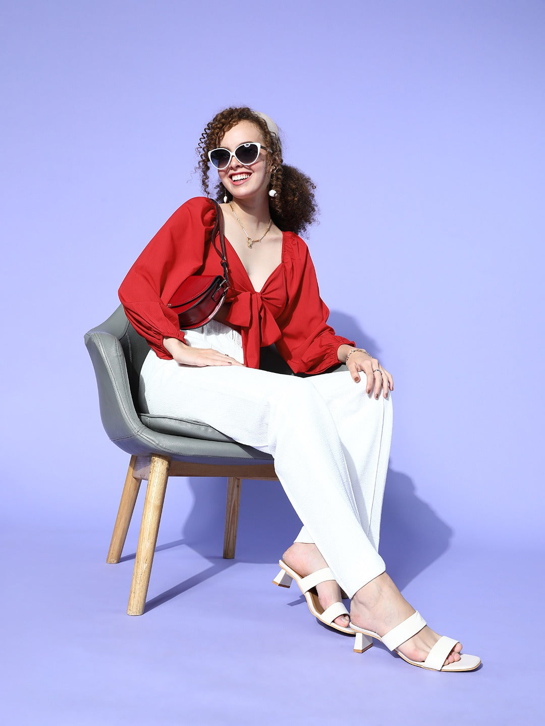 Berrylush Women Solid Red Sweetheart Neck Front Tie-Up Crepe Cropped Top