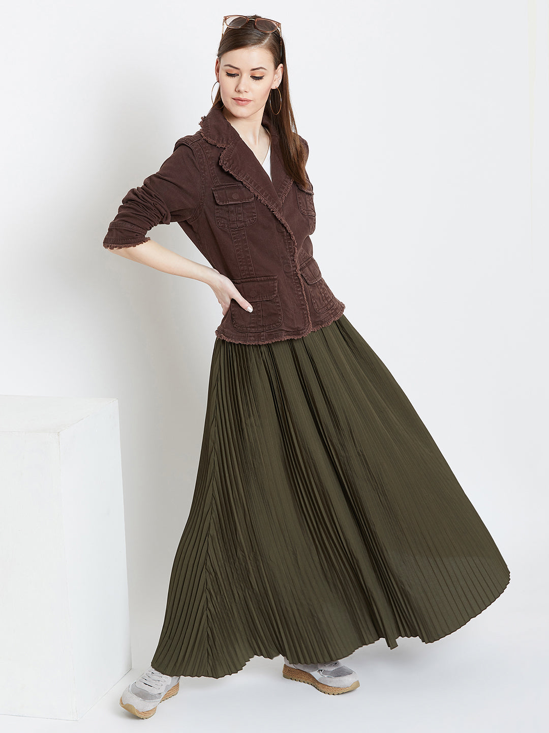 Berrylush Women Solid Olive Green Flared Maxi Skirt