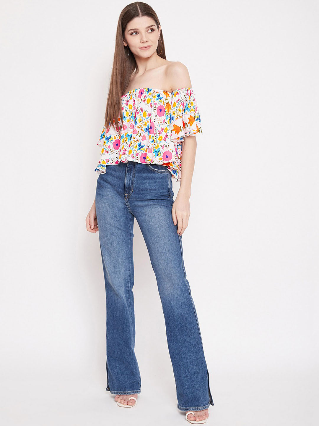 Berrylush Women White Floral Print Off-The-Shoulder Crop Top