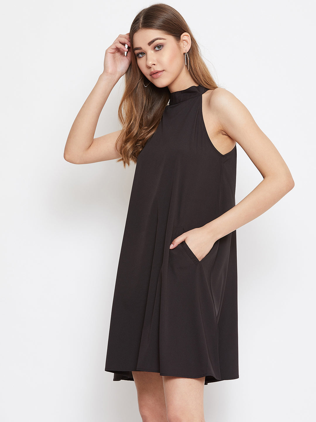 Berrylush Women Solid Black Halter Neck A-Line Mini Dress