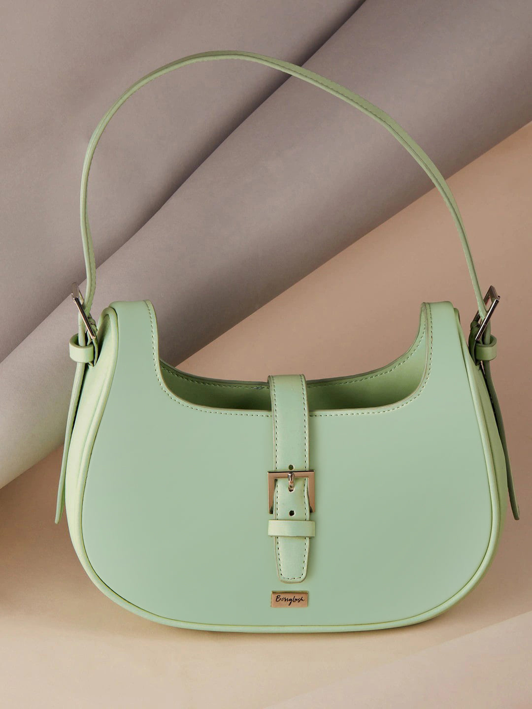 Berrylush Women Solid Green Smart Casual PU Tasselled Regular Shoulder Bag