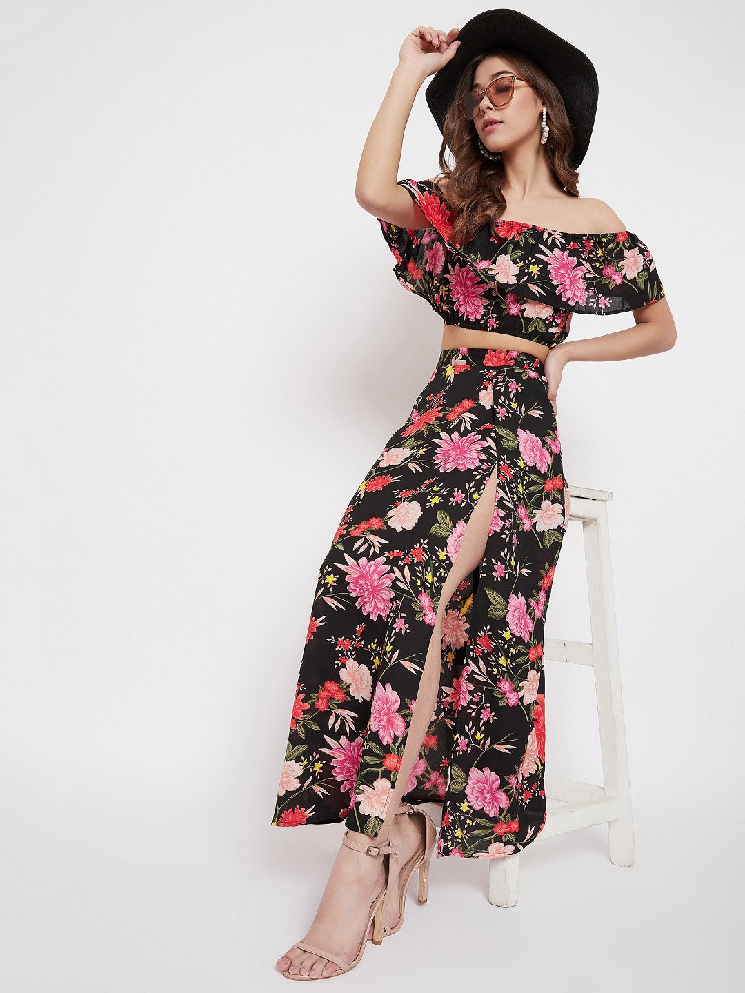Berrylush Women Black Floral Print Off-Shoulder Co-Ord Dress Set